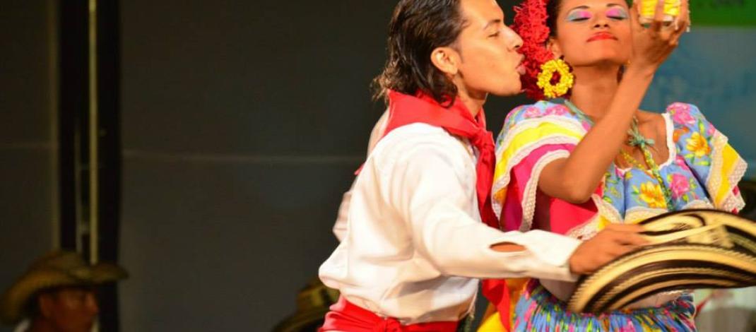 Danza folclórica