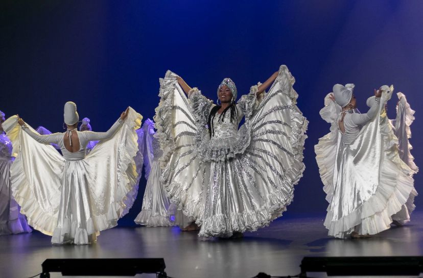 artistas en escena