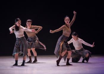 Meru - Guandong Modern Dance Company (China) - Ph. Juan Santacruz
