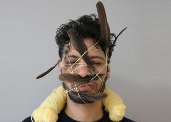 Artista y tallerista Lázaro Benítez