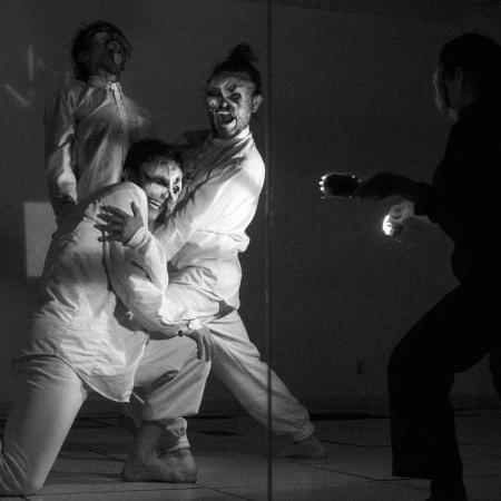 bailarines en escena