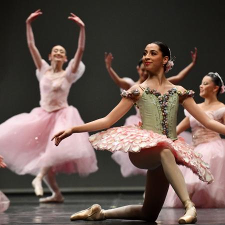 bailarines en escena